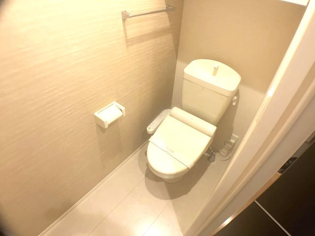 レ.セーナのトイレ