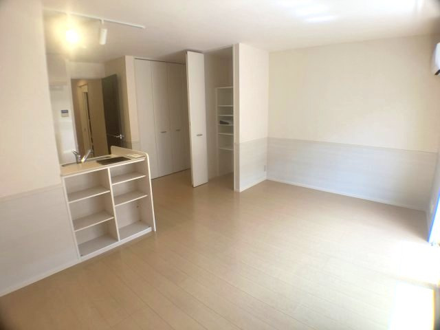 レ.セーナのその他