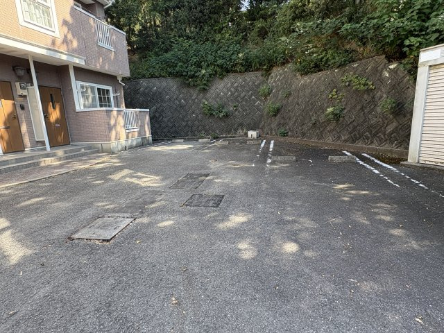 ピークスの駐車場