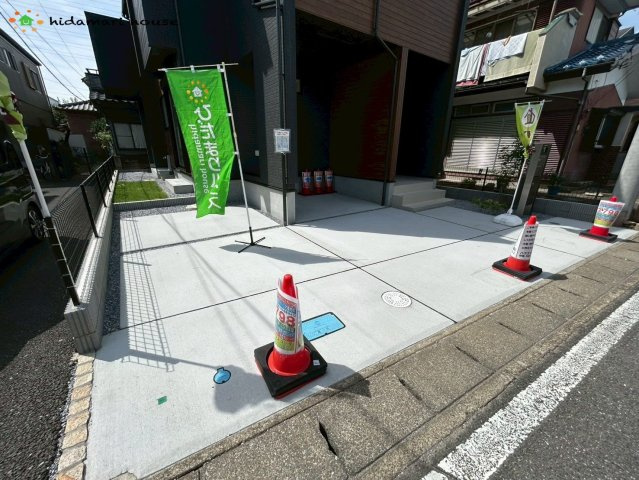 北本市本宿6丁目3期　新築戸建　ブルーミング01の駐車場