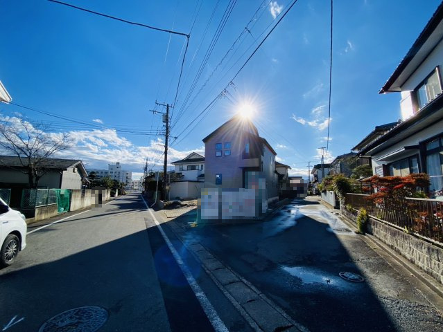 七栄８期　全１棟の前面道路含む現地写真