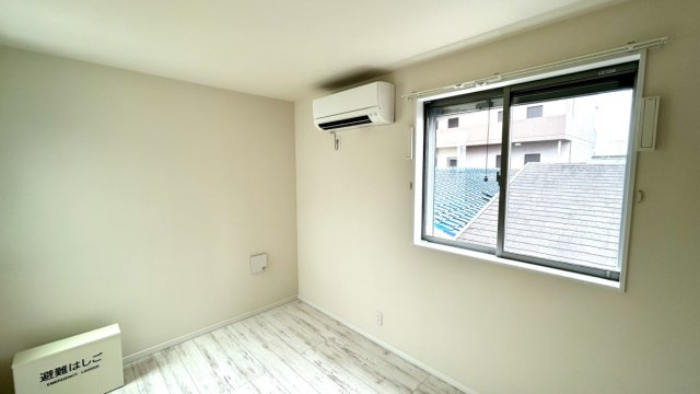 メゾンリュミエールの洋室