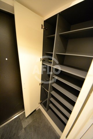 プレサンス天満橋チエロの収納|プレサンス天満橋チエロ　シューズボックス