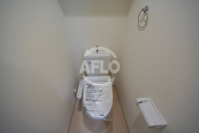 プレサンス天満橋チエロのトイレ|プレサンス天満橋チエロ　温水洗浄便座