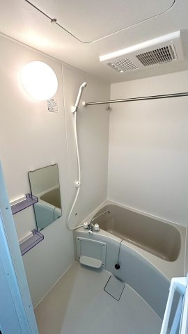 メゾンリュミエールの浴室