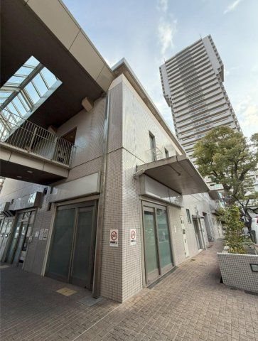 西宮市六湛寺町　1階角地路面店　事務所店舗