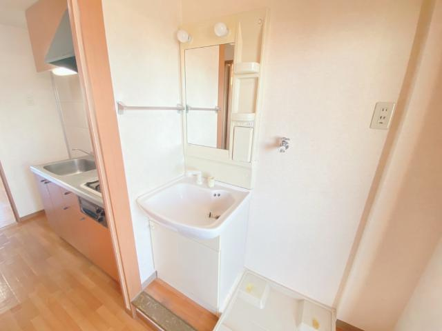 洗髪洗面化粧台