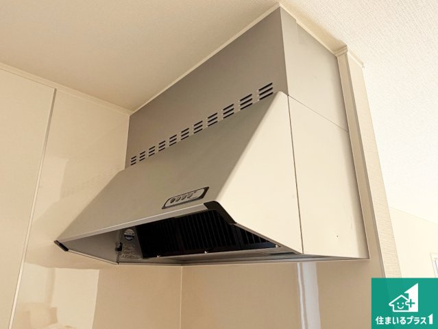 亀岡市千代川町小林　第3期　新築一戸建ての設備|汚れにくいスロットフィルタでお手入れラクラク！ＬＥＤ照明付き！