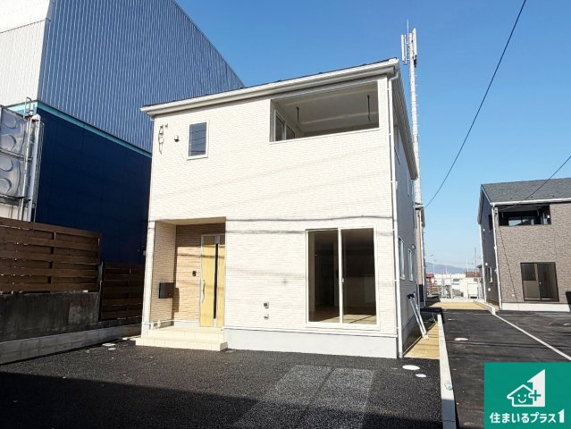 亀岡市千代川町小林　第3期　新築一戸建ての外観|安心の10年保証！外観を美しく保ち、雨水で汚れを落とします！気になることがありましたら、お気軽にお問い合わせください！
