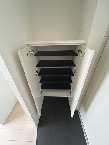 ラシュレエグゼ本町の収納