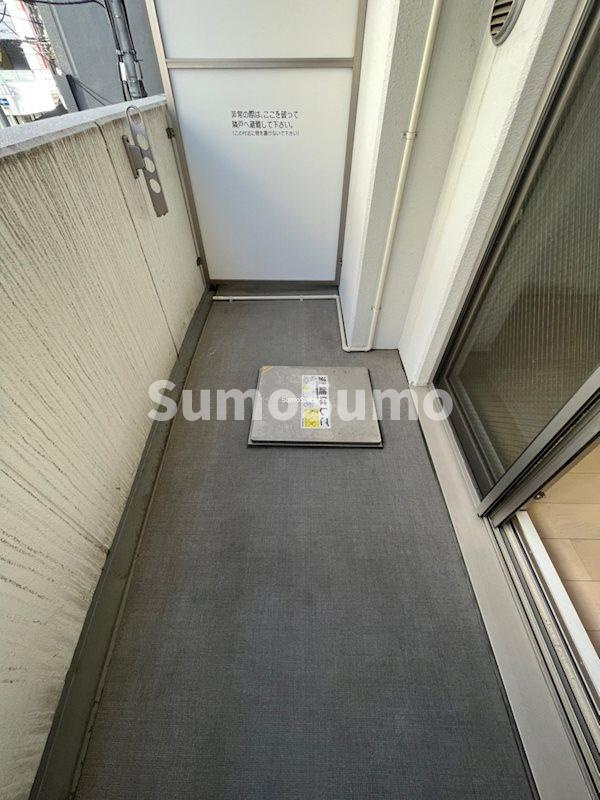 ラシュレエグゼ本町のバルコニー