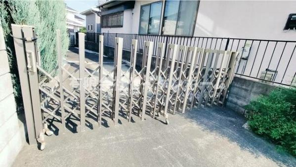 熊谷市上之　中古戸建　大和ハウス工業施工の駐車場