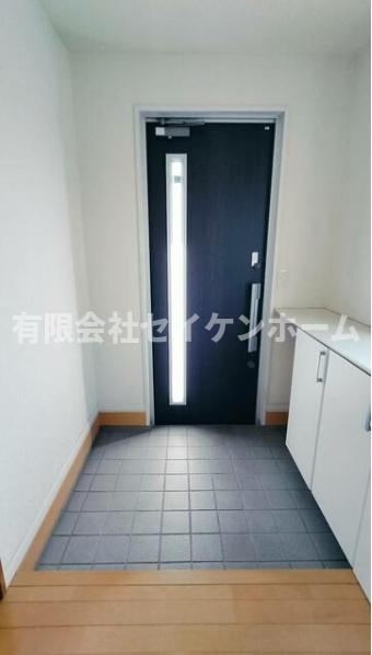 熊谷市上之　中古戸建　大和ハウス工業施工の玄関