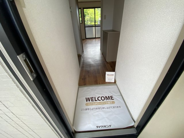 ジュネスＳハイムの玄関