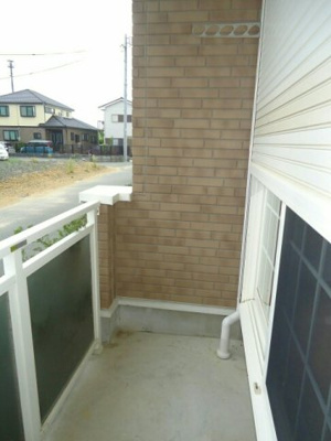 【バルコニー】 | ホワイトルームカワイⅠ | 陽当たり良好なバルコニーです