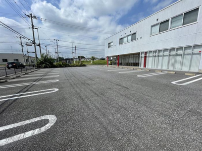 【駐車場】 | ウイングみどりの中央テナント