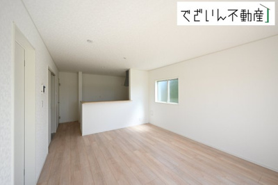 【居間・リビング】 | Cradle garden深谷市武蔵野第2　新築住宅 | ≪1号棟≫
現地(2025年9月撮影)