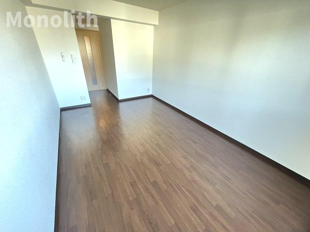 ファシルカワトの洋室