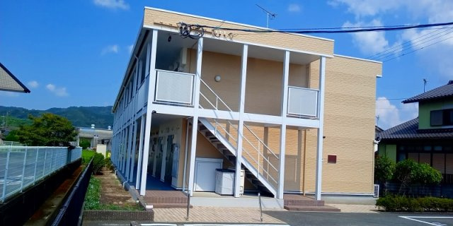 レオパレスらいはるの外観|外観です