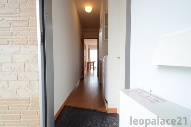 レオパレスらいはるの玄関|設備・使用は号室により異なる為、現況を優先致します。