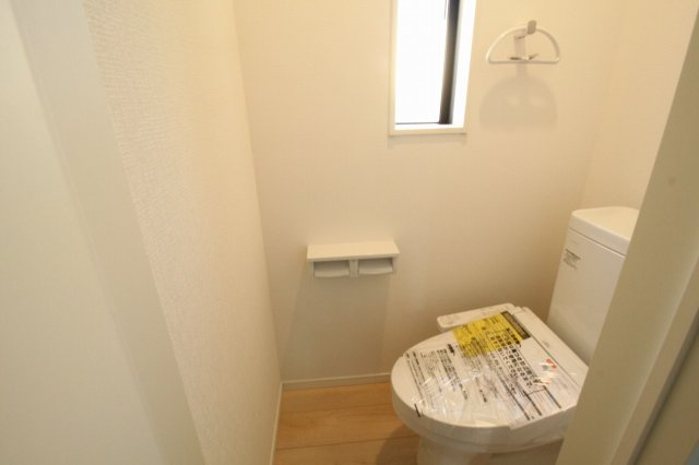 前里　新築戸建　第1　2号棟（全2棟）　のトイレ|2Ｆ