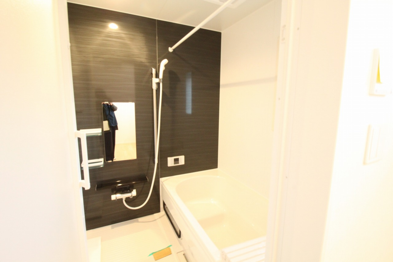 前里　新築戸建　第1　2号棟（全2棟）　の浴室