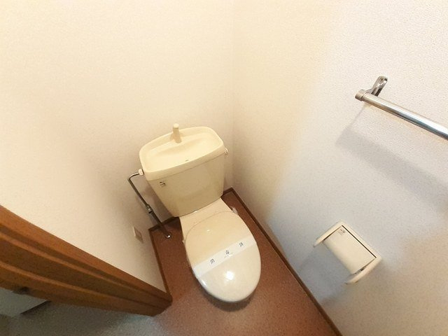 スカイヒルズＢのトイレ