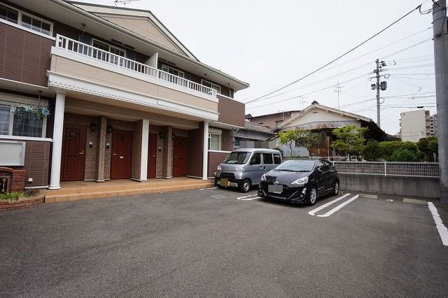エスポワール萩原Ⅱの駐車場