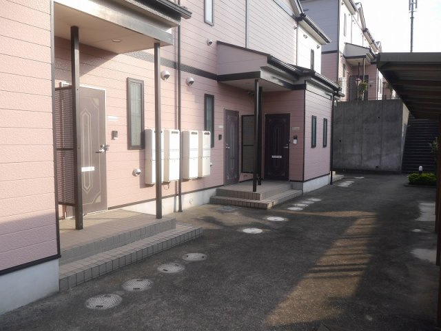 スカイヒルズＢのエントランス