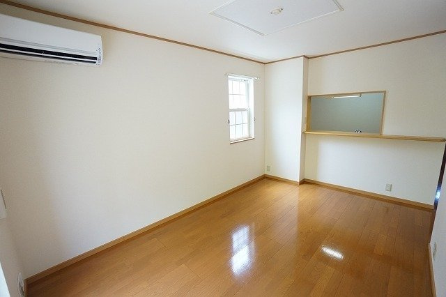 サンパティーク・メゾンＣの居間・リビング