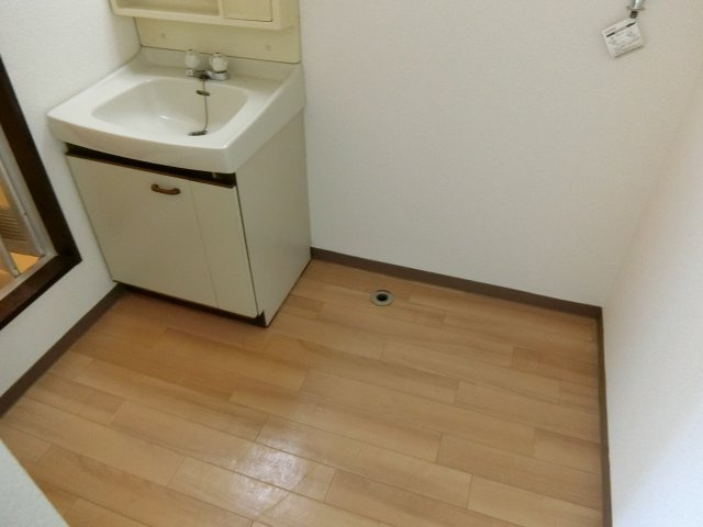 タウニィ東風A棟のその他