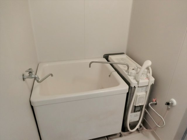 タウニィ東風A棟の浴室