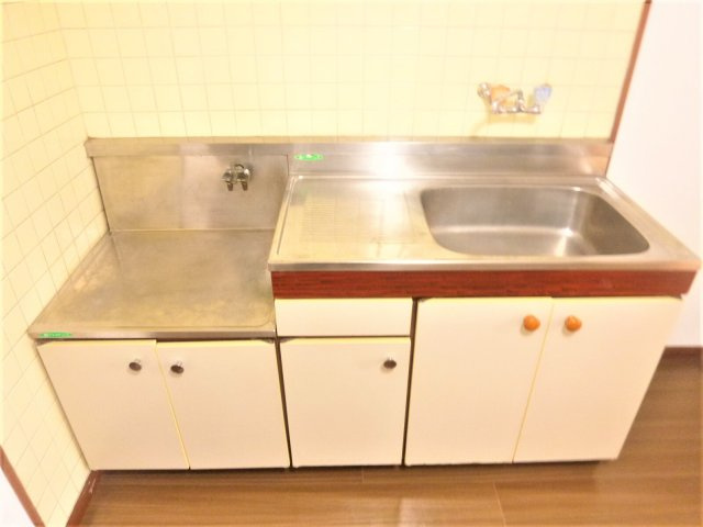 グリーンパーク三共のキッチン