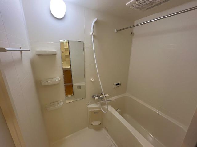 ローズガーデンⅡの浴室|バス