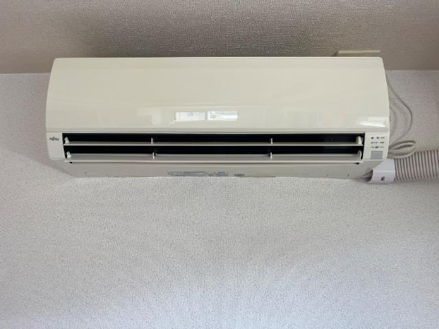 ローズガーデンⅡの設備|エアコン