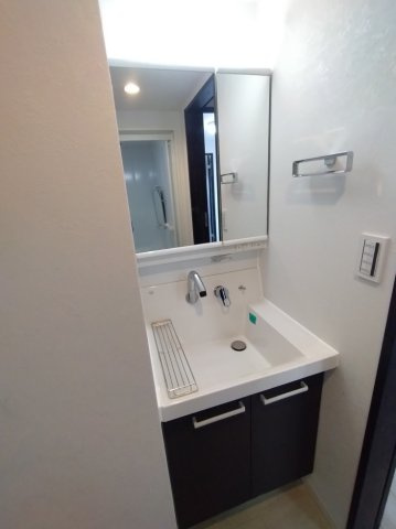 千葉グランドハイツの洗面所