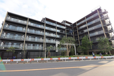 【外観】 | GENOVIA赤羽 | 落ち着いた雰囲気の外観です