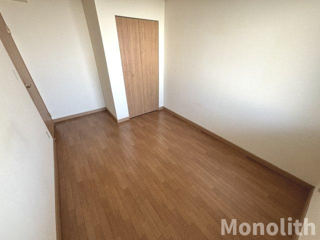 プチシャの洋室