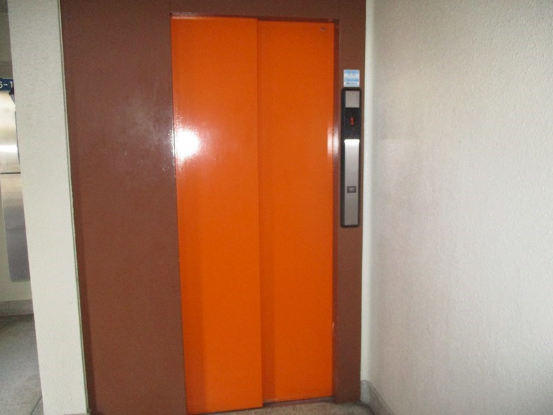 紫磨ビルの外観