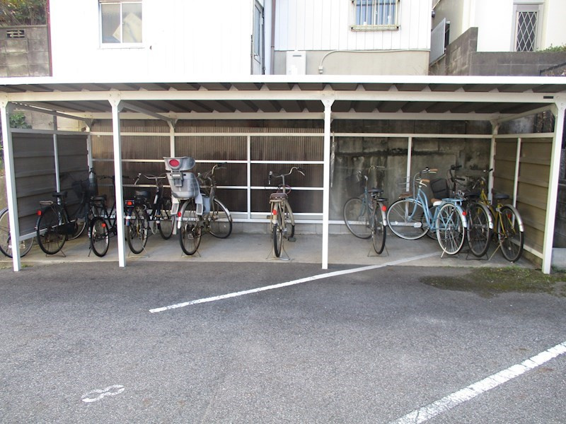 紫磨ビルの外観