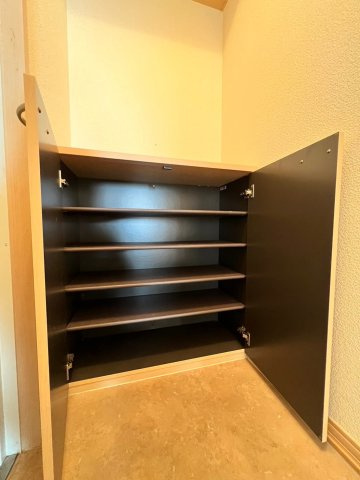 パルティーダイーストのエントランス