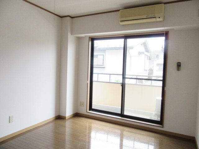 ホープハウスの洋室|明るい洋室です