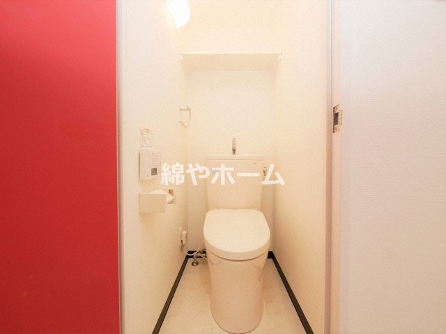 U-ro難波南のトイレ|落ち着いた色調のトイレです