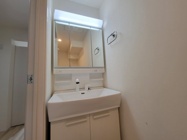 マノアレイの独立洗面台