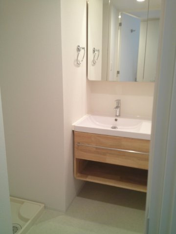 大阪市中央区博労町１丁目の賃貸マンションの洗面所