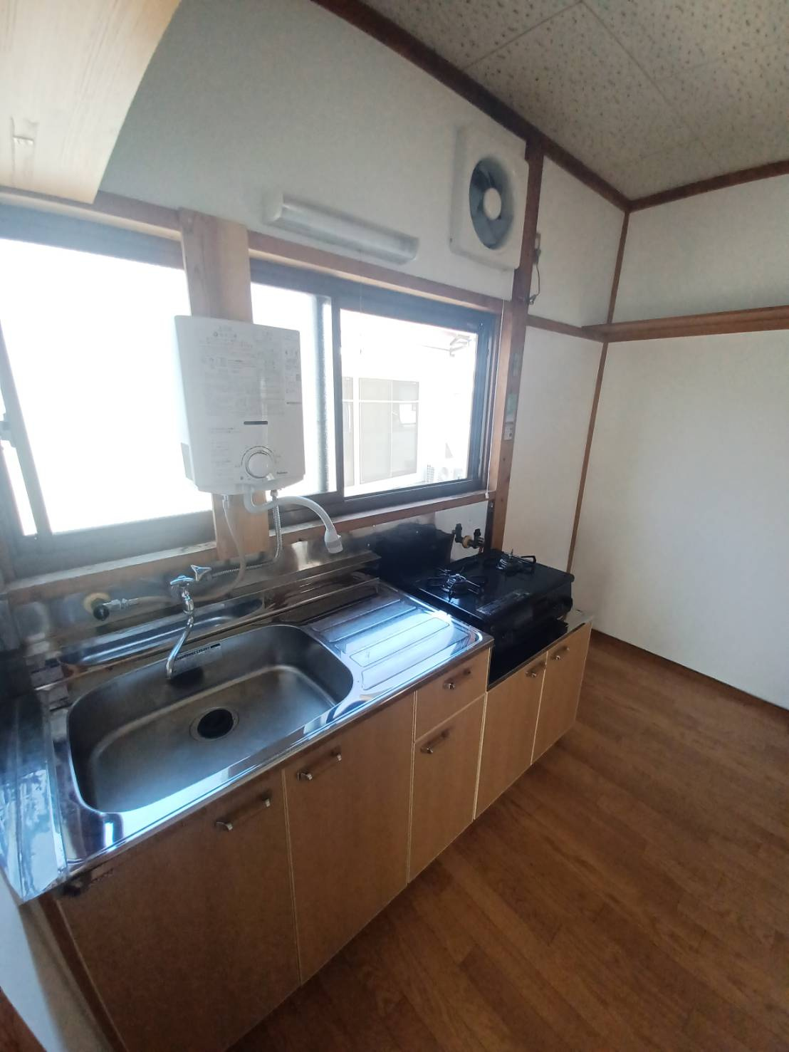 佐糠東2丁目戸建のキッチン