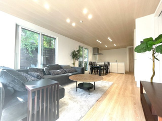 【居間・リビング】 | 【現地内覧会】世田谷区喜多見5丁目　新築戸建　A号棟 9490万円