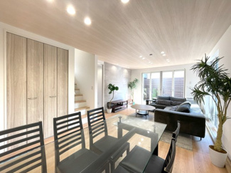 【居間・リビング】 | 【現地内覧会】世田谷区喜多見5丁目　新築戸建　A号棟 9490万円