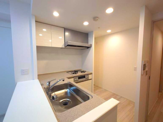 【キッチン】 | ブランニード河内小阪　★南向き・上層階 | 食器洗い乾燥機つきです！