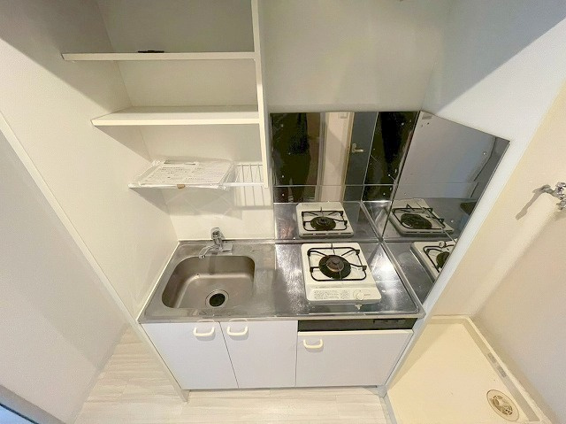 ジュネスドゥ新大阪のキッチン